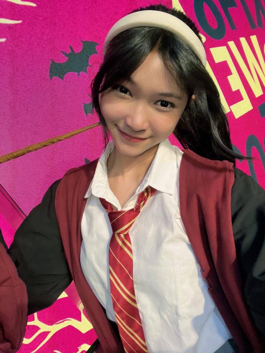 Regie JKT48 (x.com/Regie_JKT48)