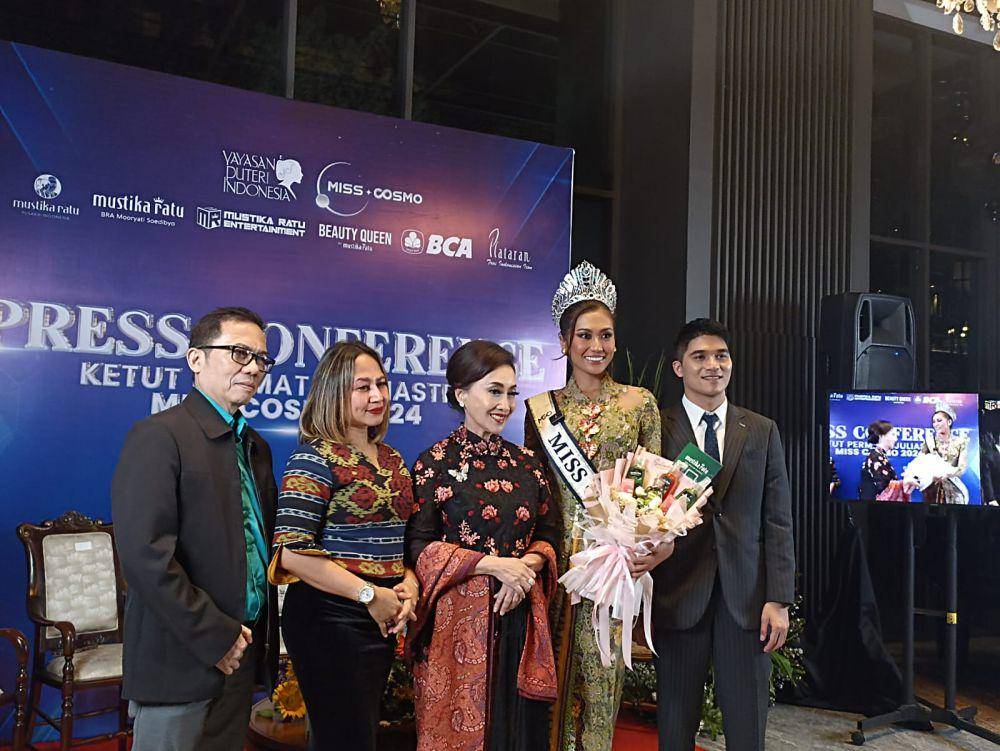 Konferensi Pers Miss Cosmo 2024 di Hutan Kota by Plataran. 25 November 2024. (IDN Times/M. Tarmizi Murdianto)
