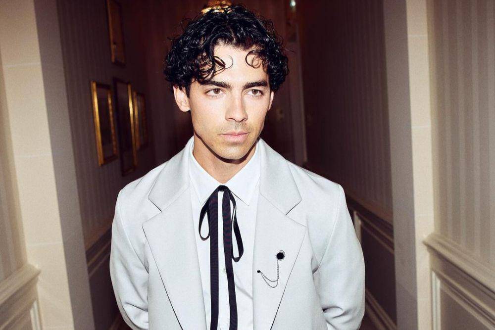 Joe Jonas (instagram.com/joejonas)