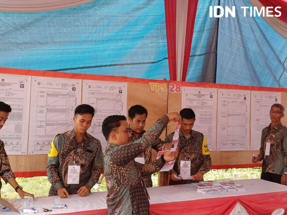 Unggul di TPS Domisili, Calon Wali Kota Ratu Dewa Raup 317 Suara