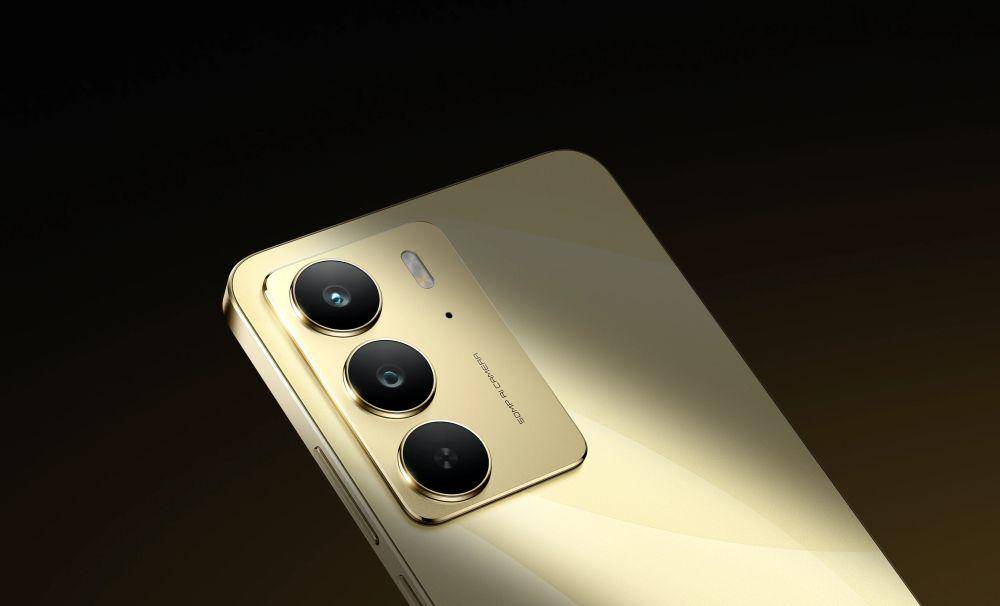 tampilan modul kamera realme C75  (realme.com)