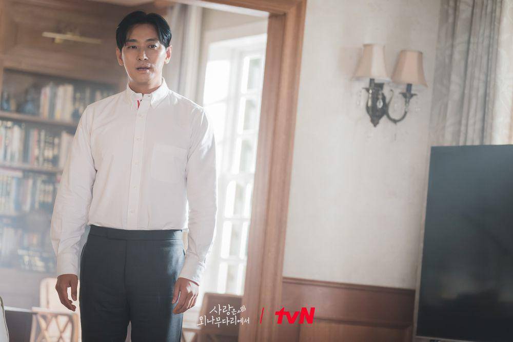 Ju Ji Hoon di Love Your Enemy (dok. tvN/Love Your Enemy)