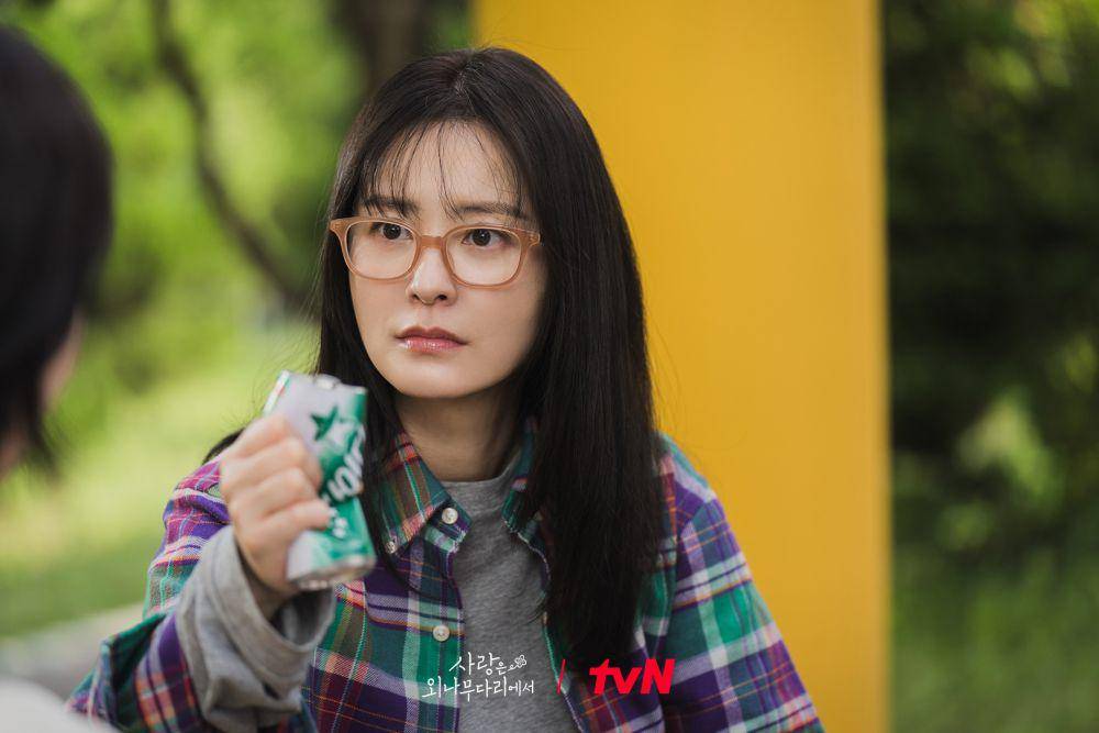 Jung Yu Mi di Love Your Enemy (dok. tvN/Love Your Enemy)