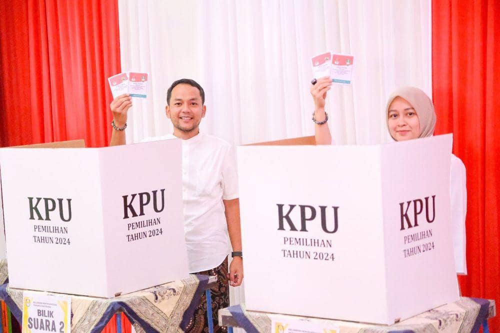 Paslon nomer urut 02 di Pilkada Solo, Respati-Astrid. (Dok/Istimewa)