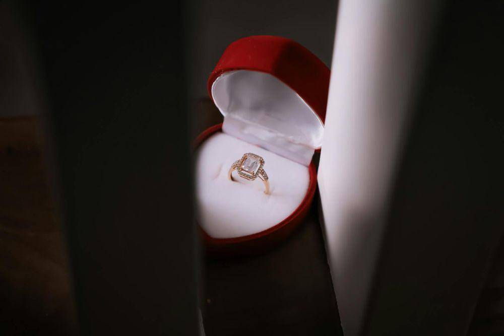 ilustrasi cincin (pexels.com/Gift Habeshaw)