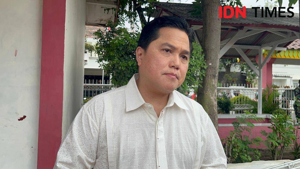 Menteri BUMN, Erick Thohir usai menggunakan hak suara untuk Pilkada DKI Jakarta di TPS SDN 05 Gudang Peluru, Tebet, Jakarta Selatan, Rabu (27/11/2024). (IDN Times/Istimewa)q