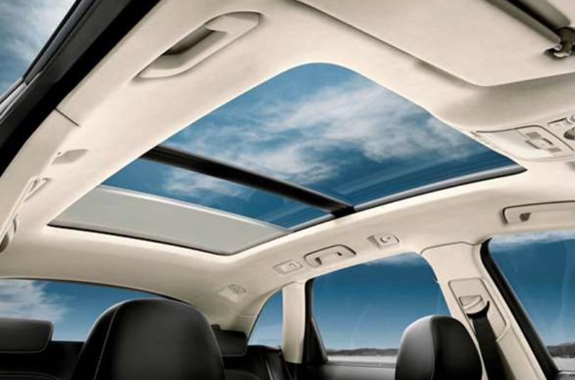 Kekurangan Mobil Panoramic Roof, Mewah Tapi Berisiko