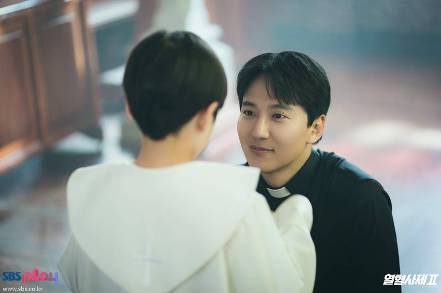 cuplikan drakor The Fiery Priest 2 (dok. SBS/The Fiery Priest 2)