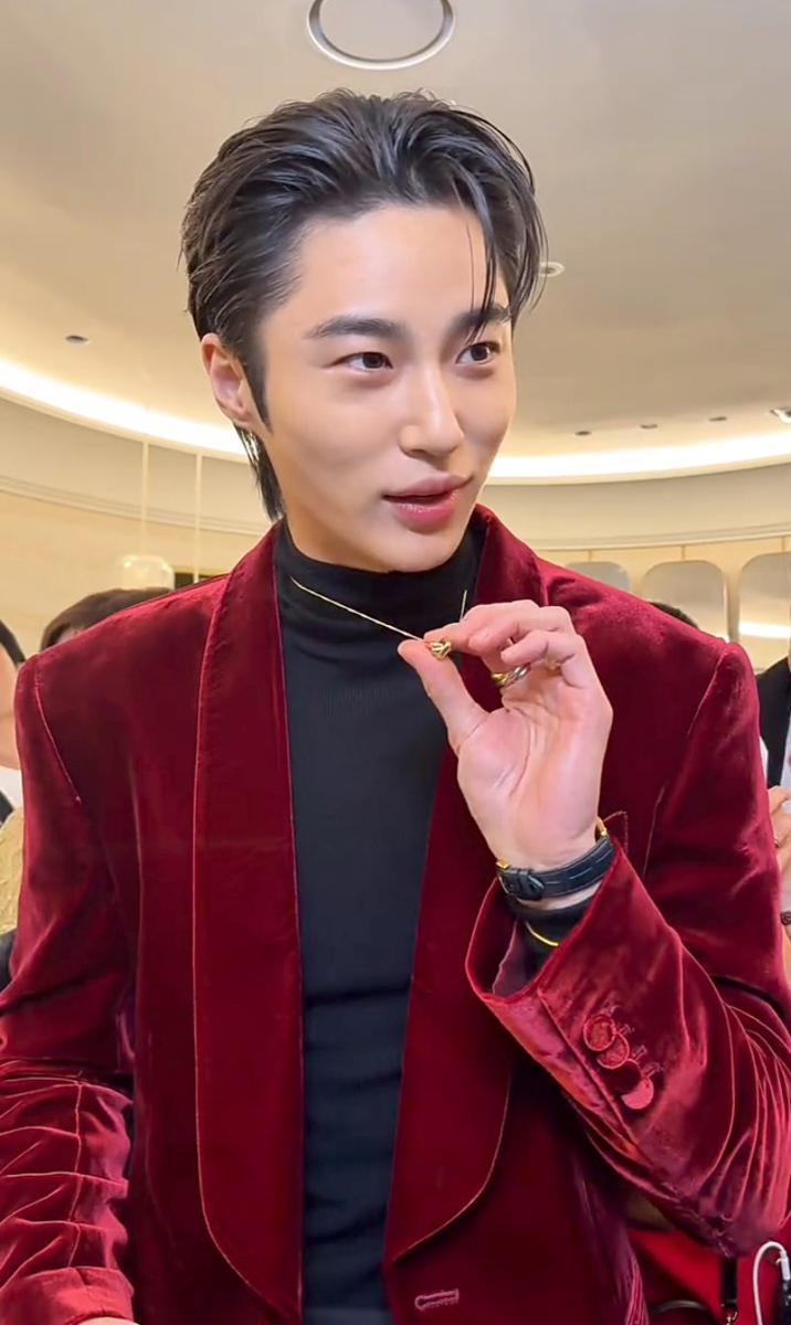 potret Byeon Woo Seok di event Cartier (instagram.com/eyesmag)