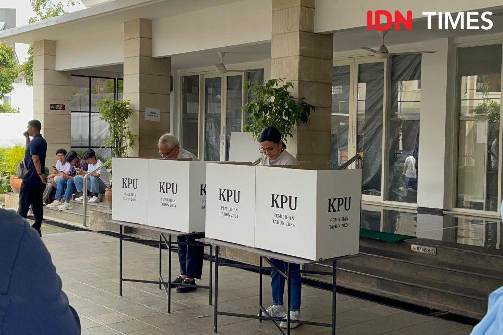 Sri Mulyani Nyoblos Gubernur dan Wali Kota Tangsel di Bintaro