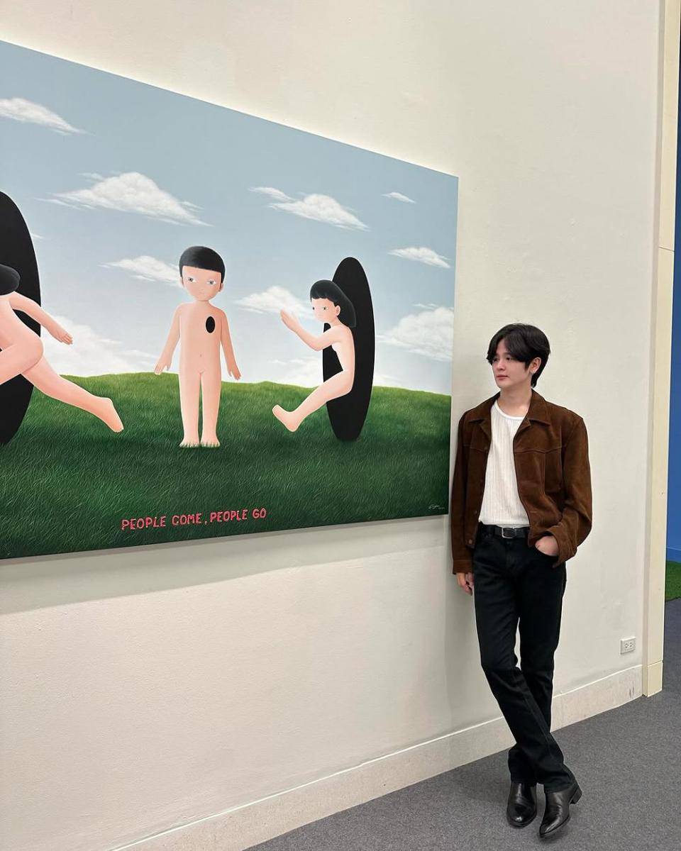 outfit layering ala Yoon Phusanu (Instagram.com/yoonpsn)