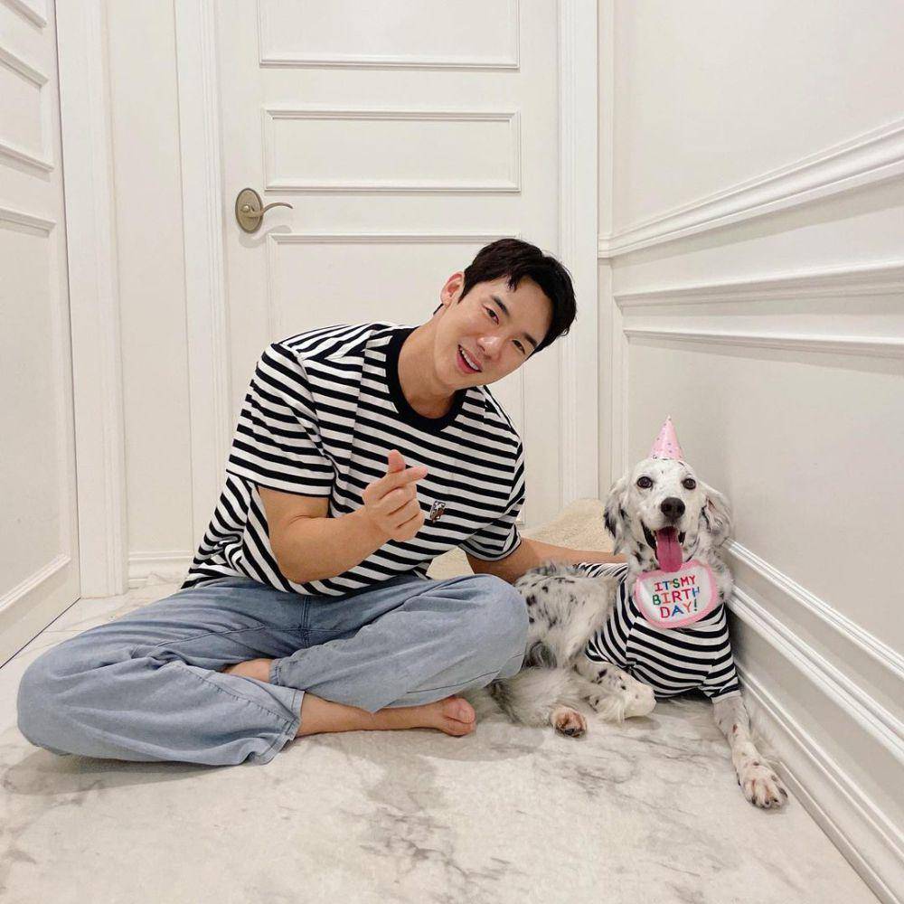 Yoo Yeon Seok (instagram.com/yoo_yeonseok)