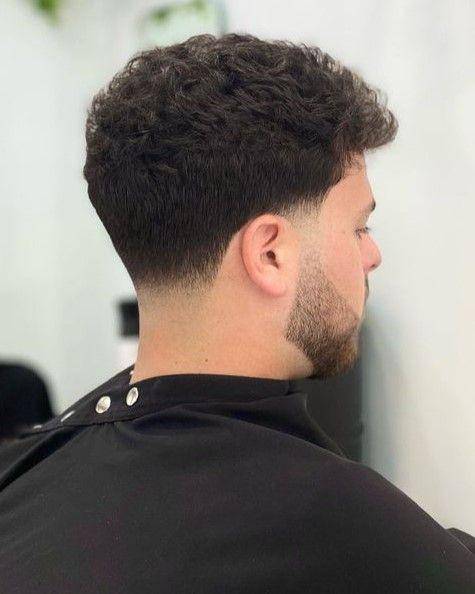 Taper fade (pinterest.com)