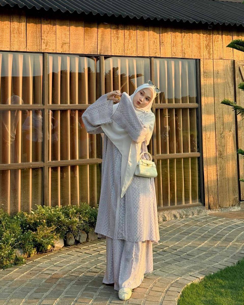 Nyimas Juniar (instagram.com/njpda)