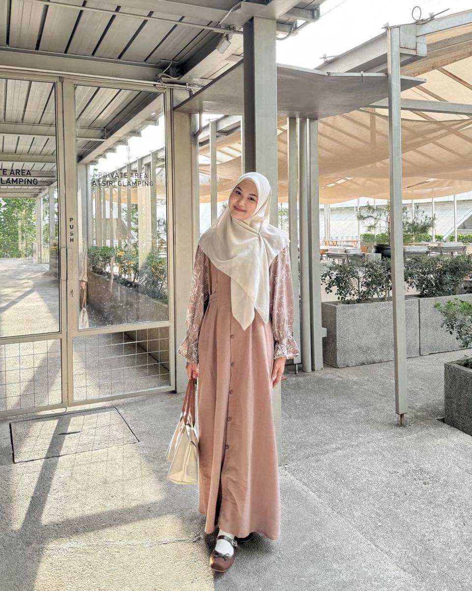 Nyimas Juniar (instagram.com/njpda)