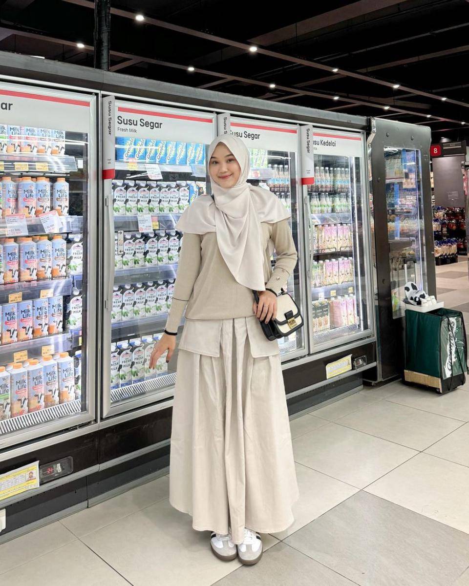 Nyimas Juniar (instagram.com/njpda)