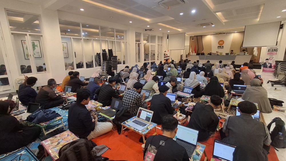 Dedie-Jenal Unggul, Atang-Annida Kawal Real Count Pilkada Kota Bogor