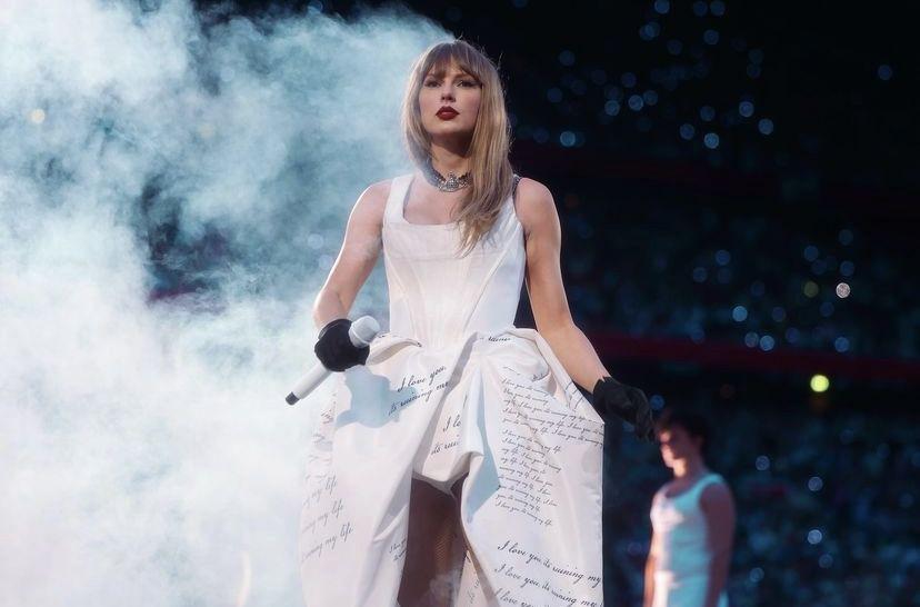 Billboard Minta Maaf pada Taylor Swift usai Catut Video Kontroversial