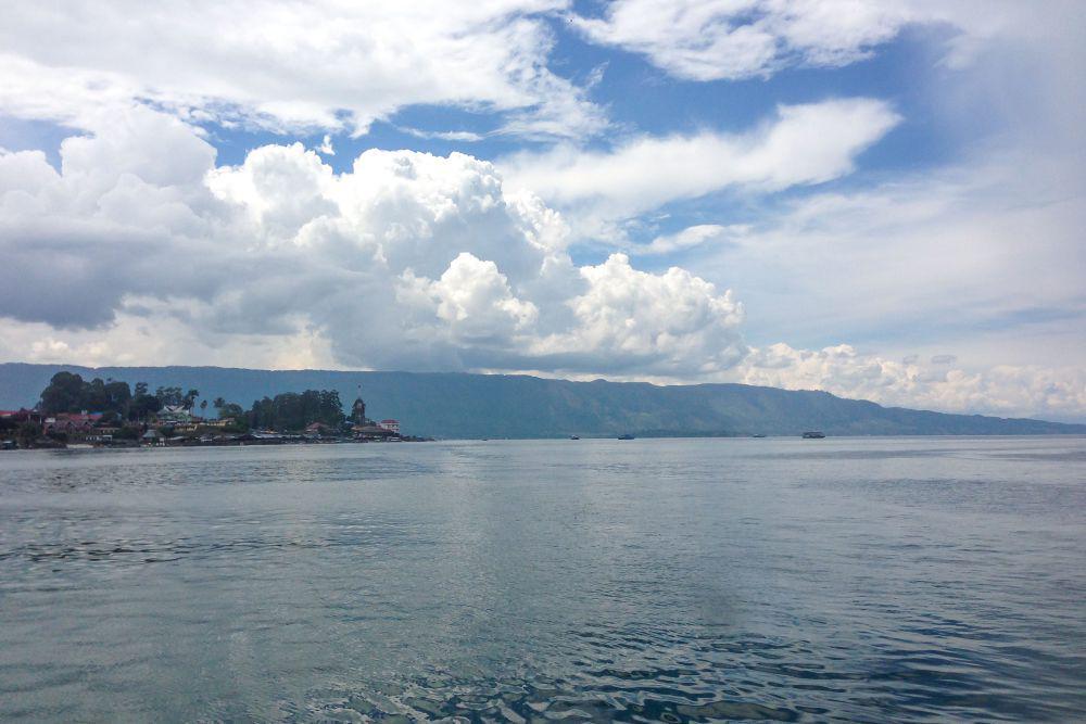 Cara ke Danau Toba dari Bandara Kualanamu, Road Trip Seru Nih!