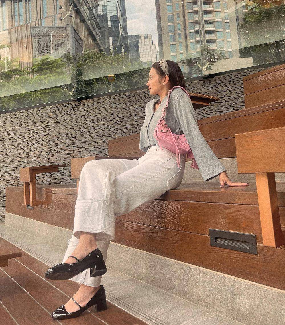 inspirasi outfit santai ala Enzy Storia (instagram.com/enzystoria)