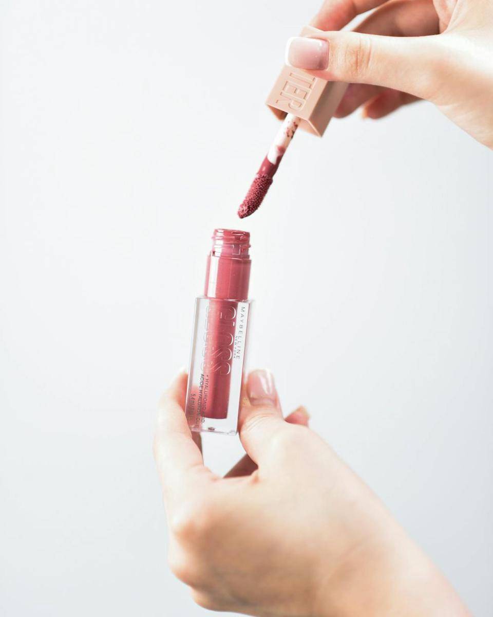 ilustrasi lip gloss (pexels.com/Badis Benkhelil)