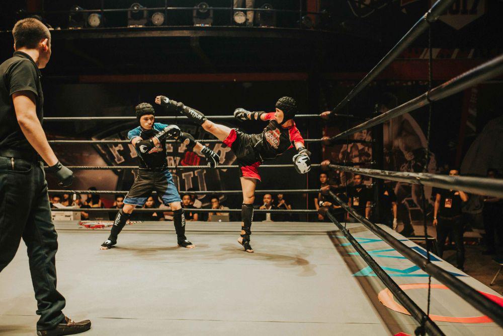 Ini Perbedaan KickBoxing dan Muay Thai yang Perlu Kamu Tahu