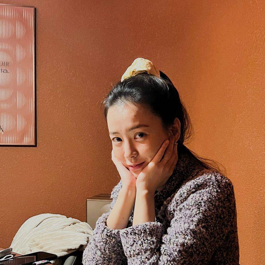 Jung Yu Mi (instagram.com/jungyumigram)
