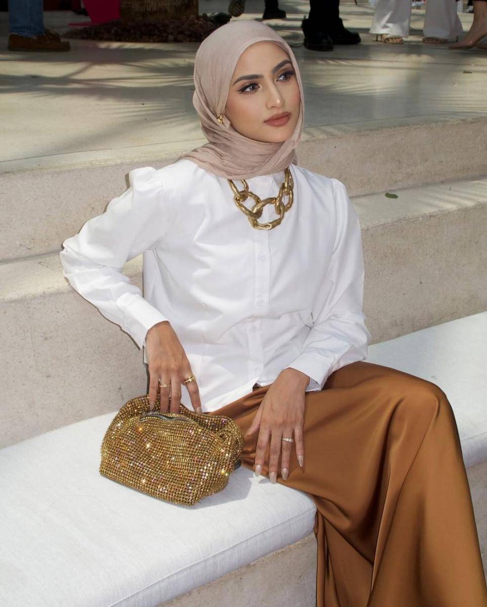Tren hijab. (instagram.com/miraagile)