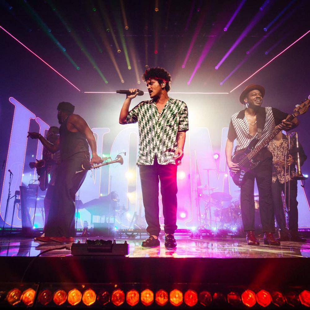 outfit Bruno Mars (instagram.com/brunomars)