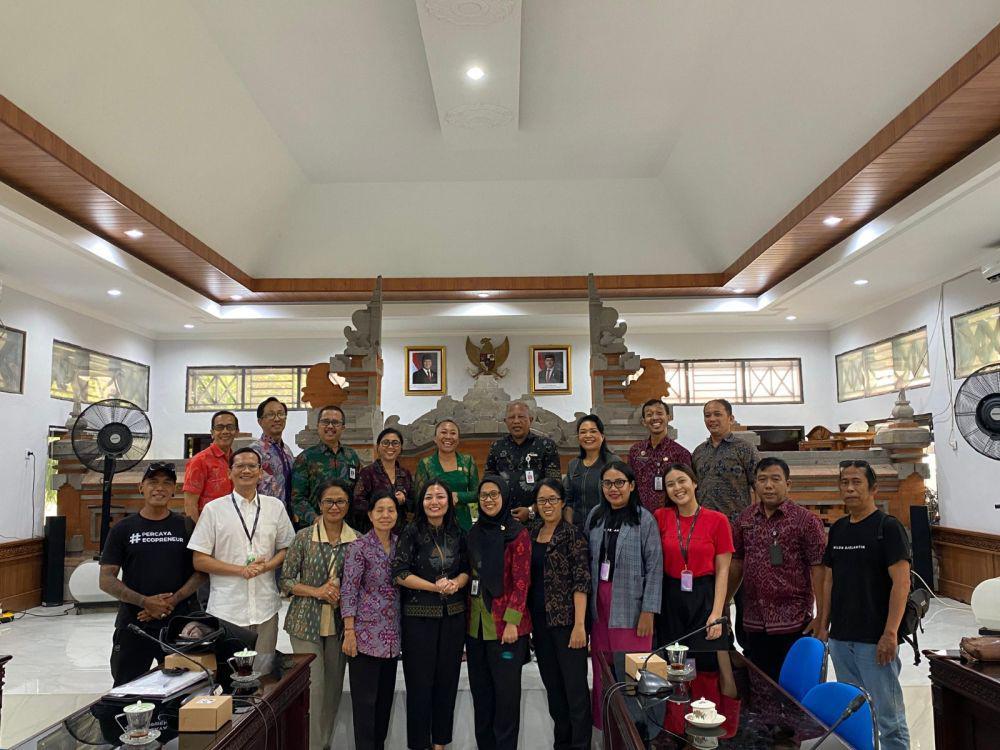 Menyoroti Pengelolaan Sampah Pilkada 2024 di Bali