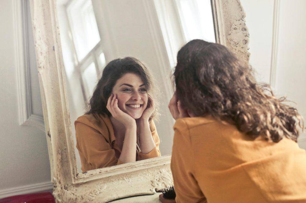 Ilustrasi self-love (pexels.com/ Andrea Piacquadio)
