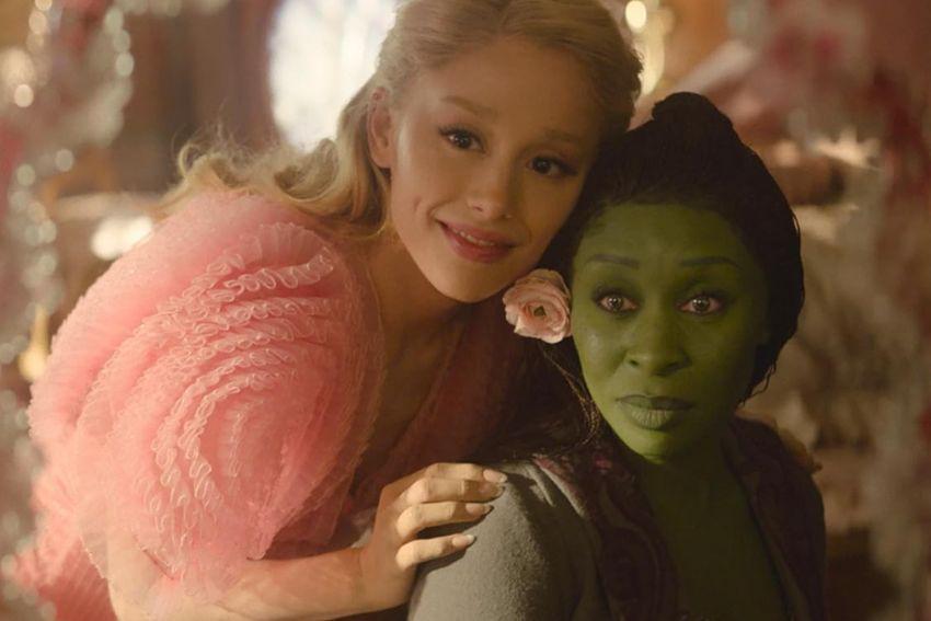[QUIZ] Berdasarkan Tes Ini, Kamu Lebih Mirip Glinda atau Elphaba di Wicked?