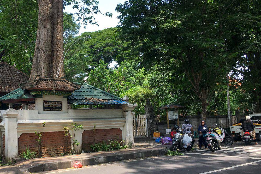 Pedagang kaki lima di sekitar Setra Badung (dok.pribadi/Natalia Indah)