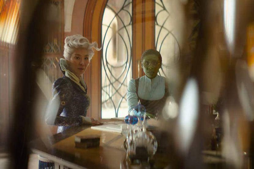 cuplikan adegan dalam film Wicked (dok. Universal Pictures/Wicked)