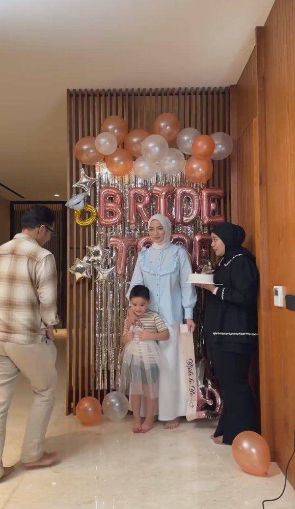 potret Citra Kirana kasih surprise bridal shower ke karyawan (instagram.com/citraciki)