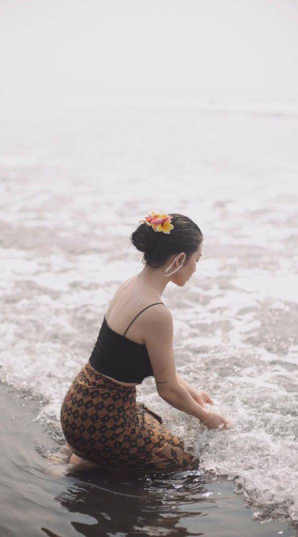 potret Ariel Tatum jalani prosesi melukat (instagram.com/arieltatum)