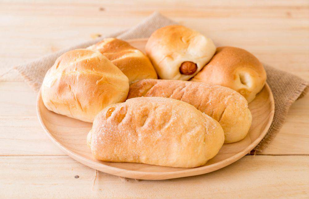 ilustrasi roti (freepik.com/topntp26)