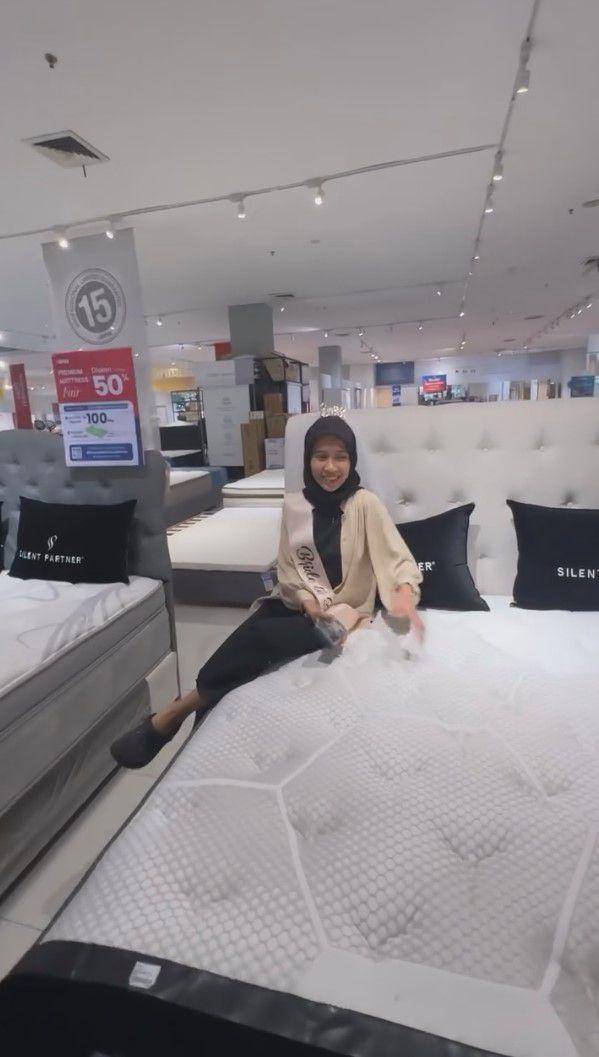 potret Citra Kirana kasih surprise bridal shower ke karyawan (instagram.com/citraciki)
