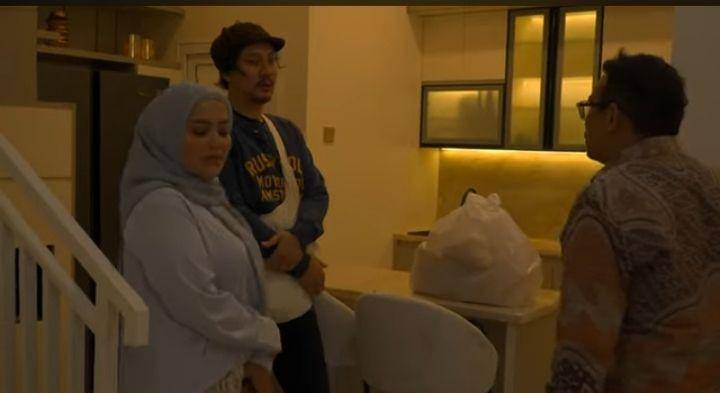 Syukuran rumah baru Ebel (Youtube.com/ebel cobra)