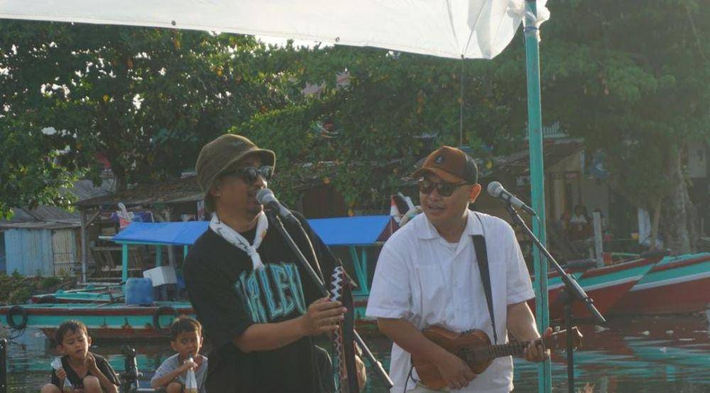 Penampilan musik di acara "Musik Tepi Sungai" Bandar Lampung. (IDN Times/dok. YSC Lampung)
