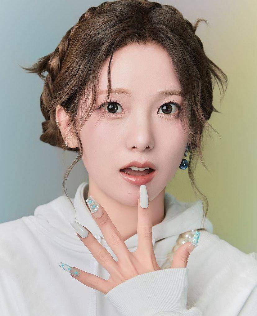 potret Yujin Kep1er (Instagram.com/official.kep1er)