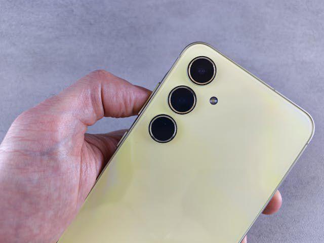 Lakukan 5 Hal Ini Sebelum Jual Handphone-mu, Jaga Data Pribadi