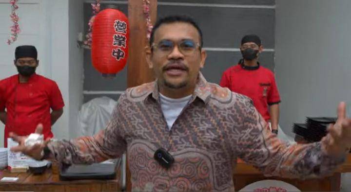 Syukuran rumah baru Ebel (Youtube.com/Ebel Cobra)