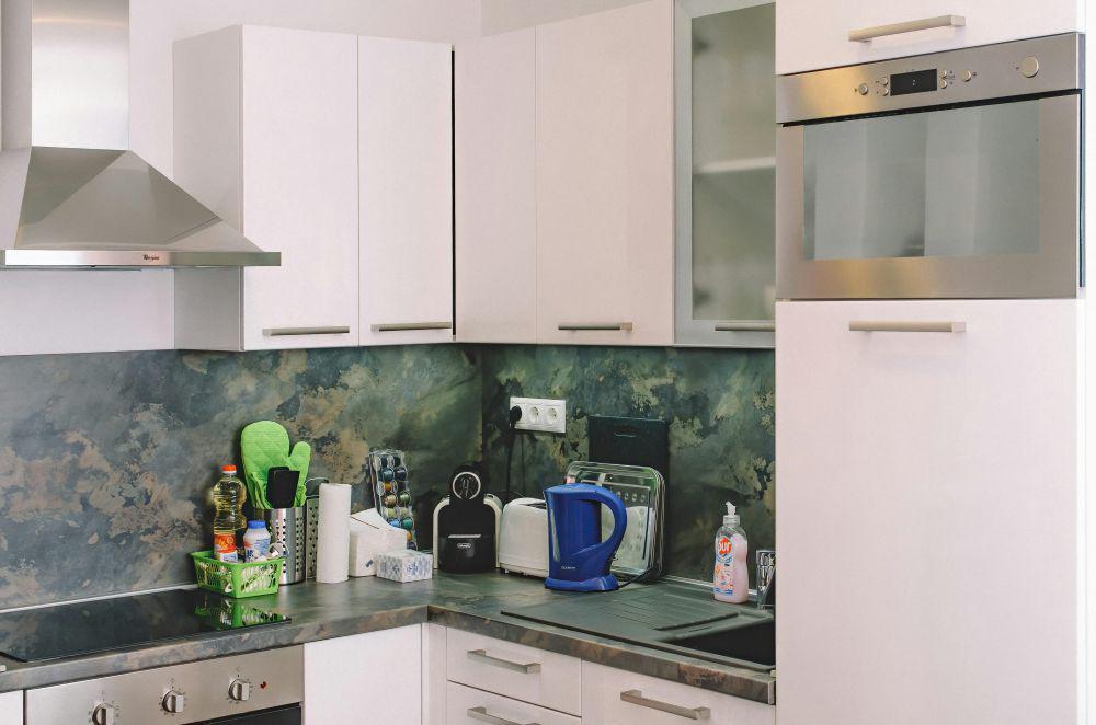 4 Tips Merapikan Kitchen Countertops, Kunci Optimalkan Tampilan Dapur