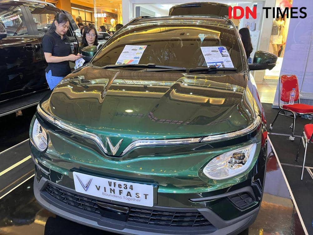 Sauto Expo memamerkan 11 merek mobil dengan penawaran menarik di Mal Ciputra Semarang, 28 November-9 Desember 2024. (IDN Times/Anggun Puspitoningrum)