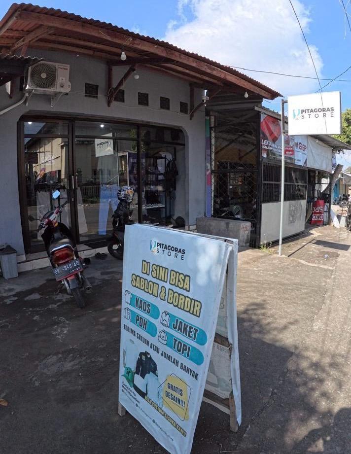 Dari Reseller hingga Punya Toko, Dina Manfaatkan BRI untuk Transaksi