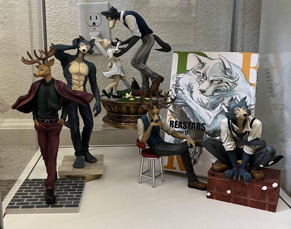 potret koleksi BEASTARS (reddit.com/user/bluerookiecookie)