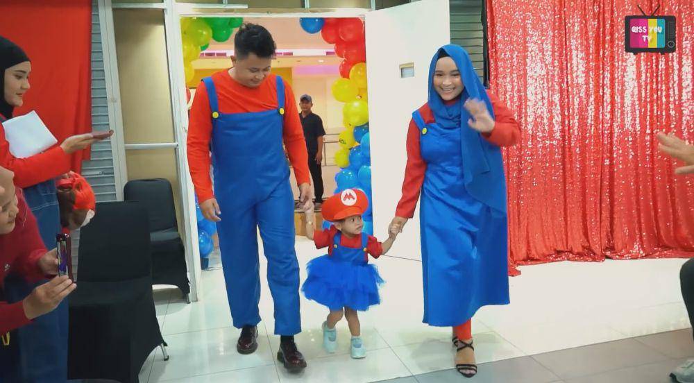 potret pesta ultah Sumehra (youtube.com/qissyoutv)