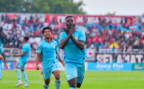 Dominasi Ezechiel Ndouasel  di Persela, Cetak Lebih dari Separuh Gol