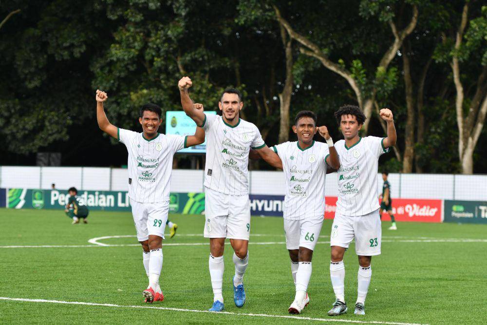 Pemain PSMS merayakan gol ke gawang Persikabo 1973 di Stadion Kera Sakti, Tangerang Selatan, Minggu (1/12/2024) (dok.PSMS)